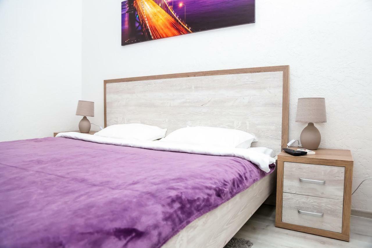 Square Apartments Одеса Екстериор снимка